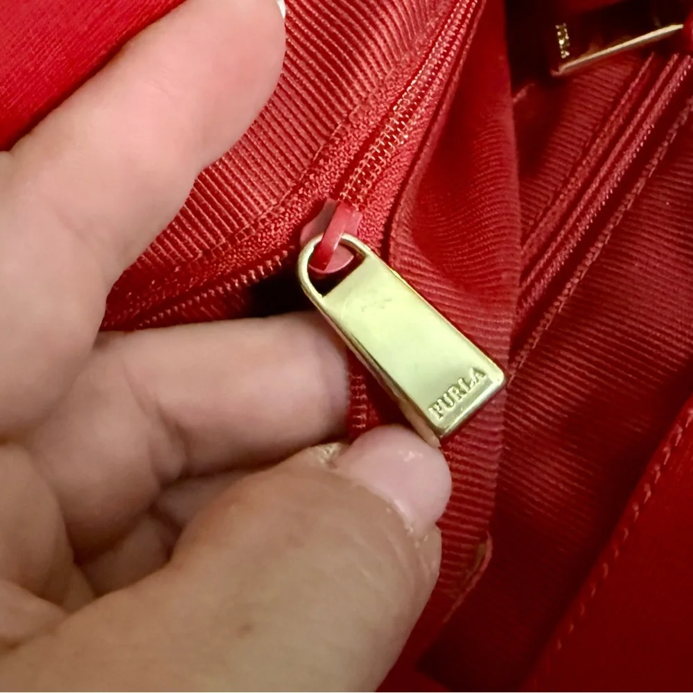 Furla Linda Saffiano Red Leather Top Handle Tote Bag Purse w/ Dustbag EUC